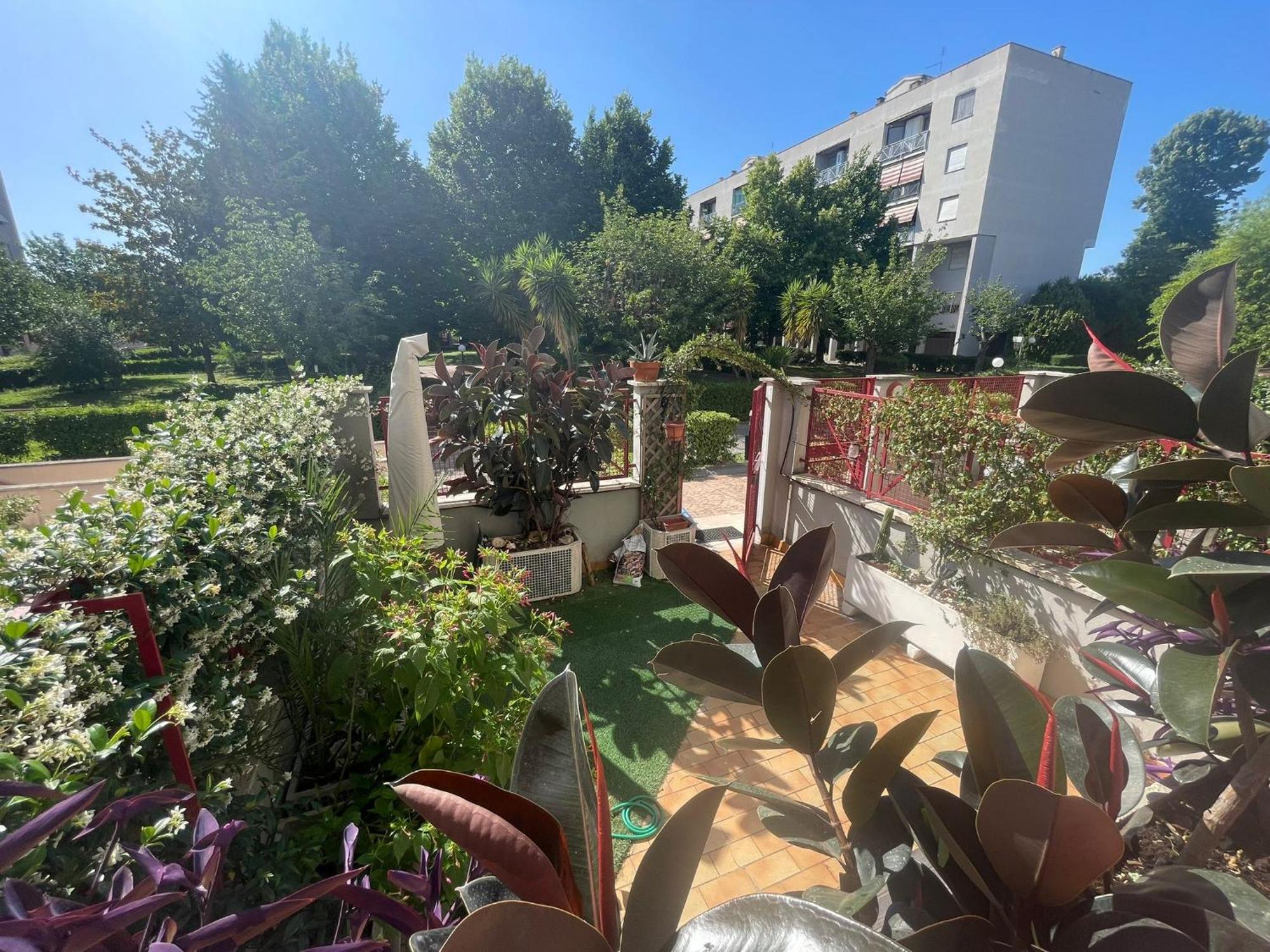 Intero Appartamento Con Giardino E Parcheggio روما المظهر الخارجي الصورة